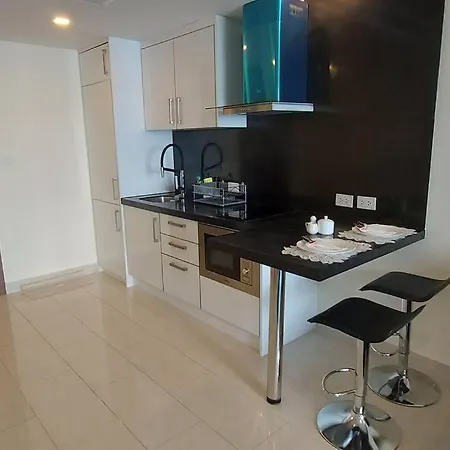 Grand Avenue Pattaya, Luxury Condo, 50Sqm, Pool View Exterior photo